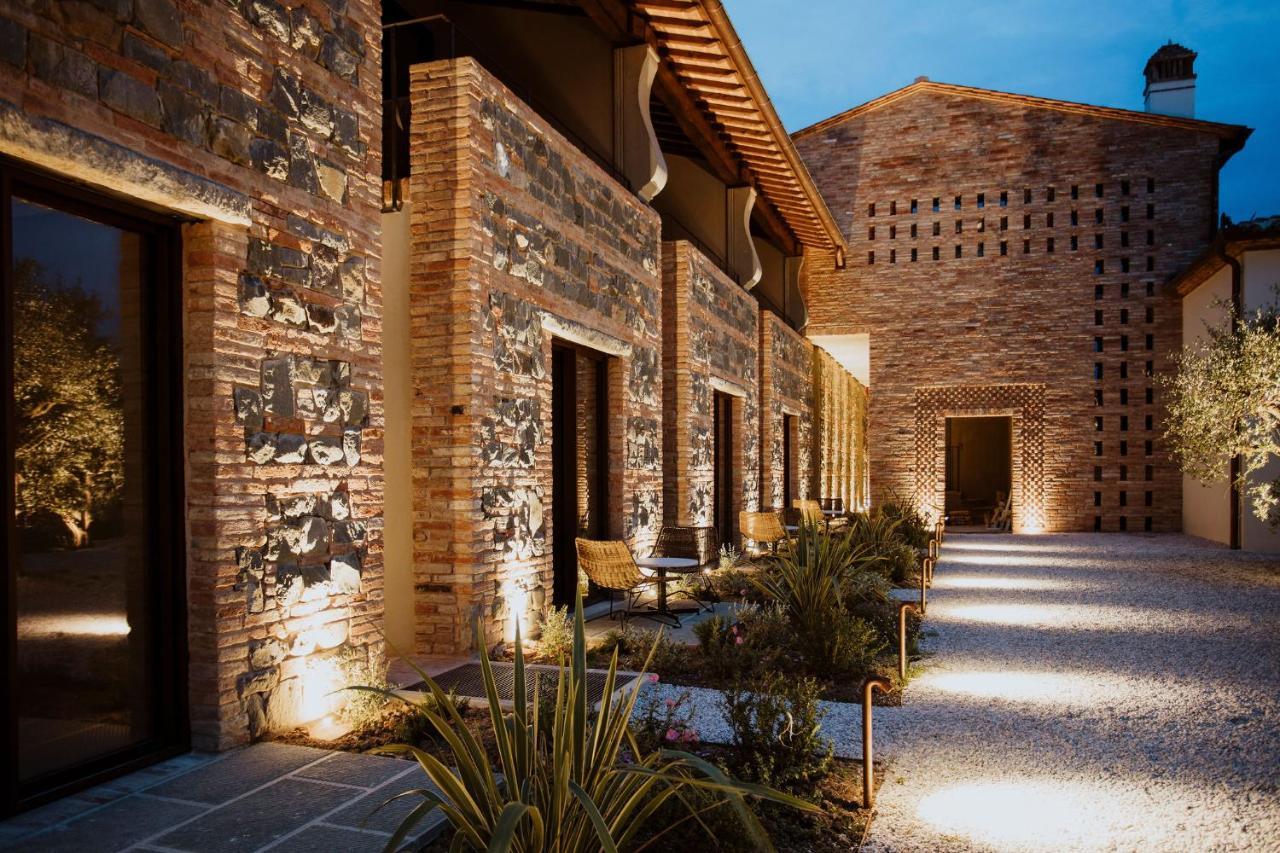Borgo 69 Villas & Suites فويانو ديلا تشيانا المظهر الخارجي الصورة