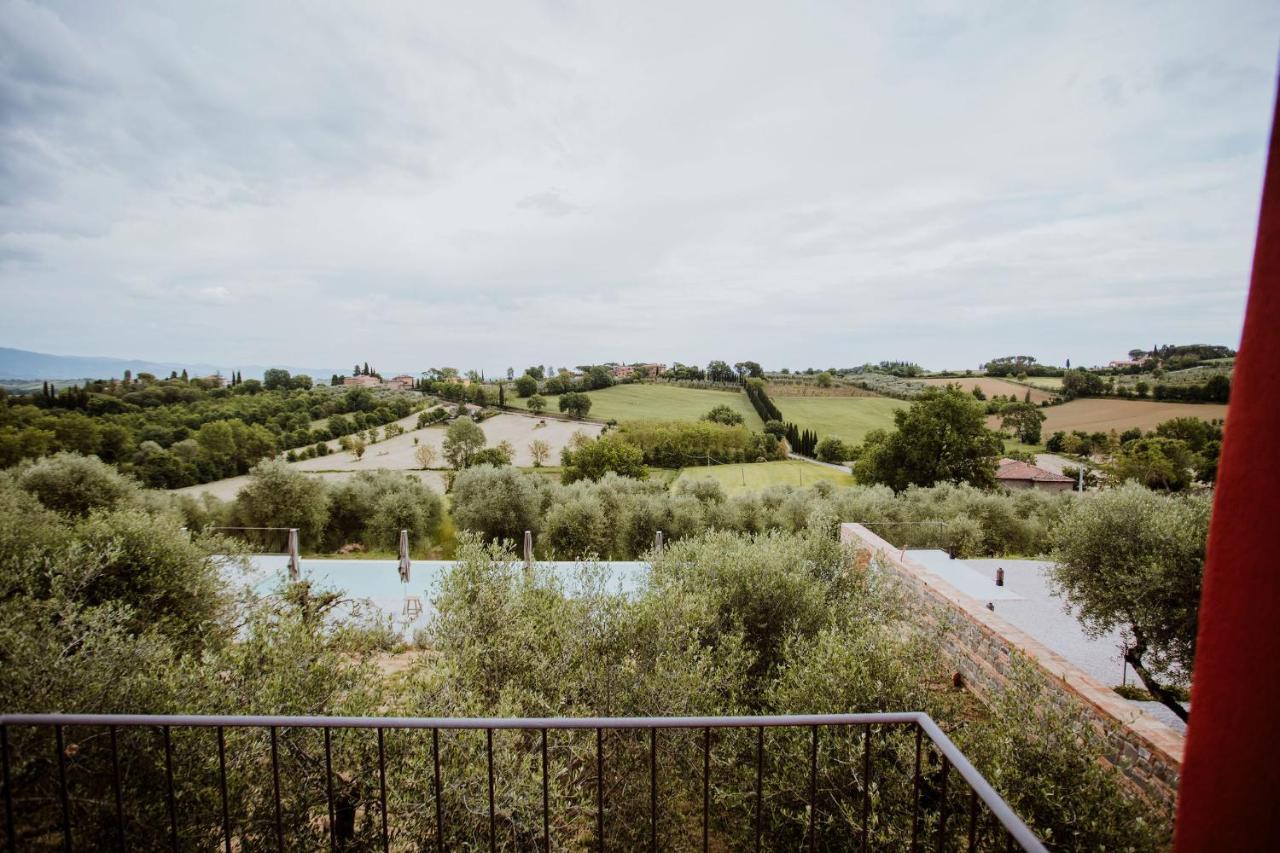 Borgo 69 Villas & Suites فويانو ديلا تشيانا المظهر الخارجي الصورة