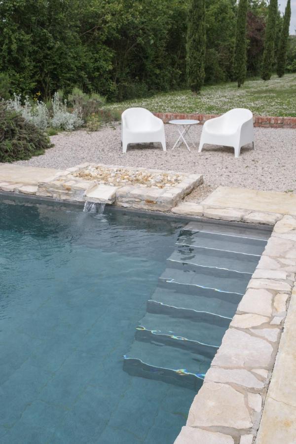 Borgo 69 Villas & Suites فويانو ديلا تشيانا المظهر الخارجي الصورة