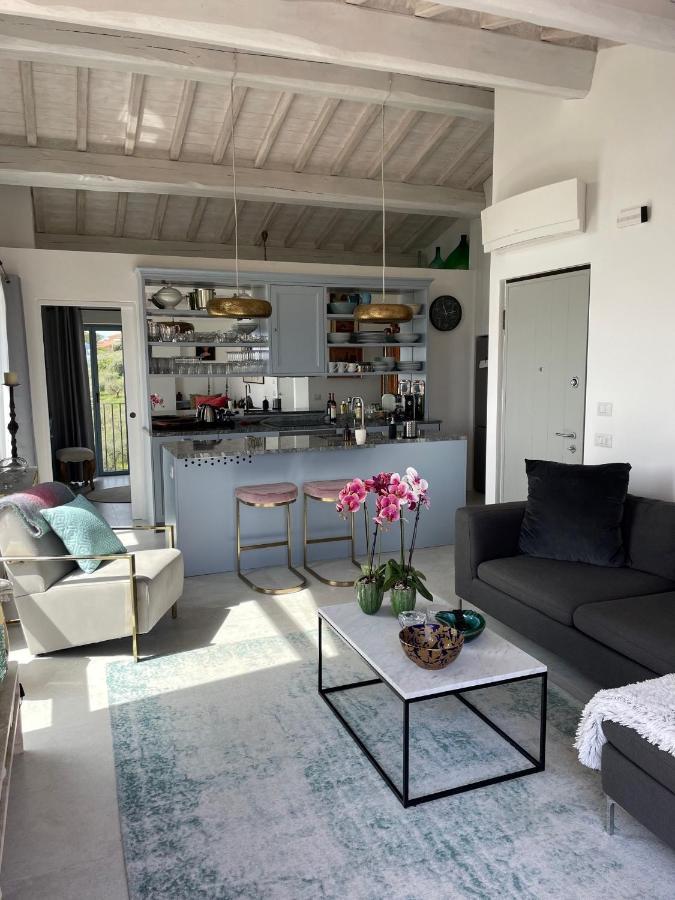 Borgo 69 Villas & Suites فويانو ديلا تشيانا المظهر الخارجي الصورة